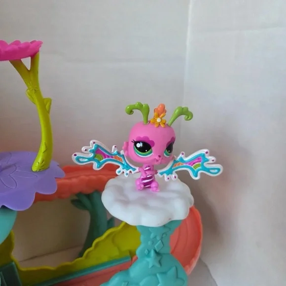 The Littlest Pet Shop Faries Fairy Fun Roller Coaster - Picture 9 of 16